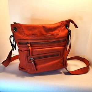 Bueno orangy-rust hobo/crossbody bag‎